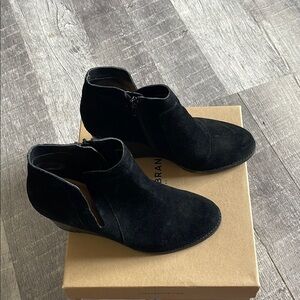 LUCKY BRAND Yabba Black Suede Wedge Ankle Booties